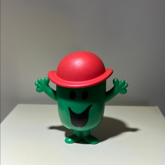 Yellow and Blue Action Figures Playset - Picture 8 of 10